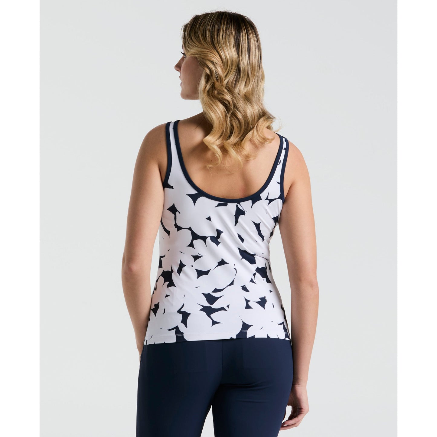 Original Penguin Women's Tennis Riviera Floral Print Tank Top In Black Iris(Womens Tennis Riviera Floral Print Tank Top Blue O1ksf032gg 417)