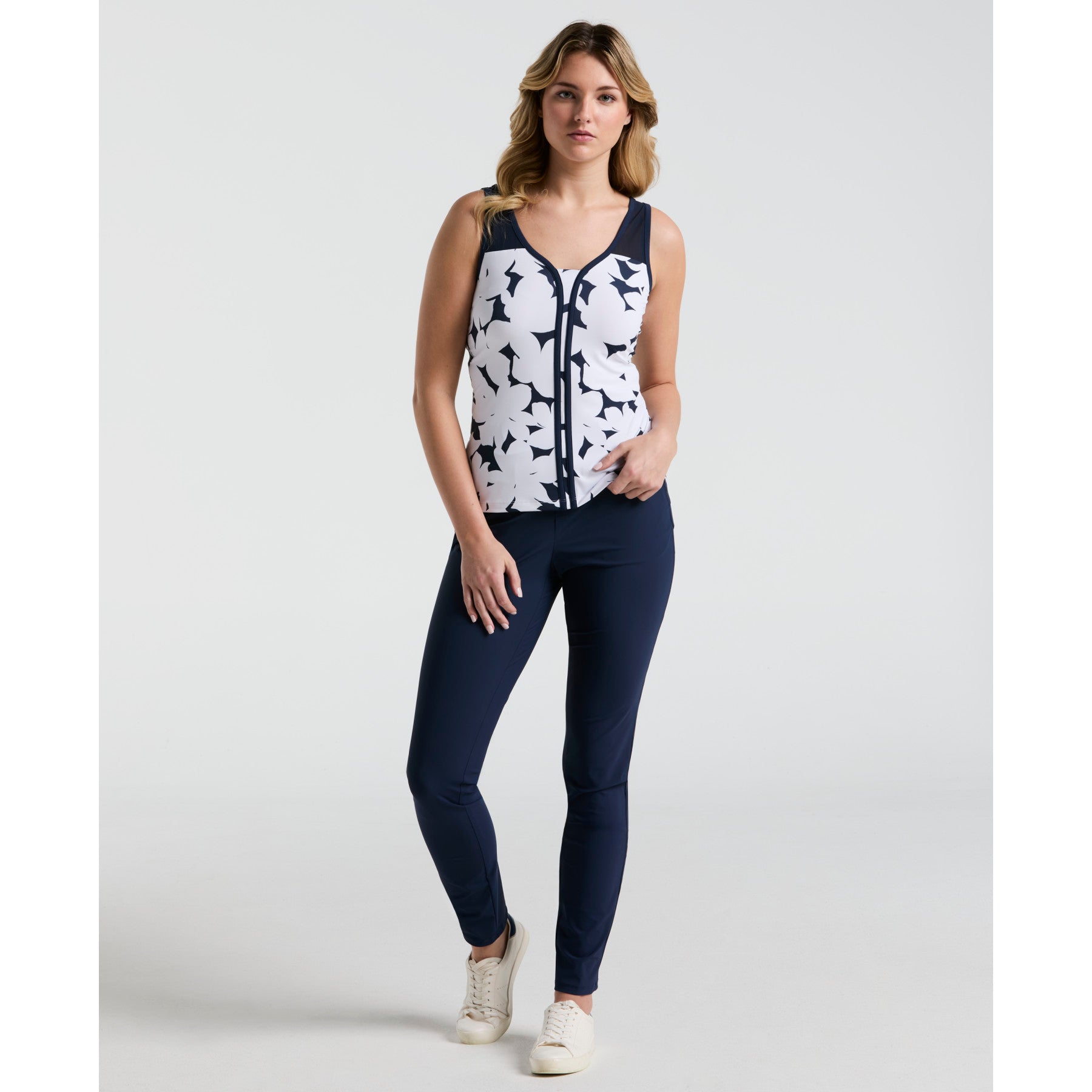 Original Penguin Women's Tennis Riviera Floral Print Tank Top In Black Iris(Womens Tennis Riviera Floral Print Tank Top Blue O1ksf032gg 417)