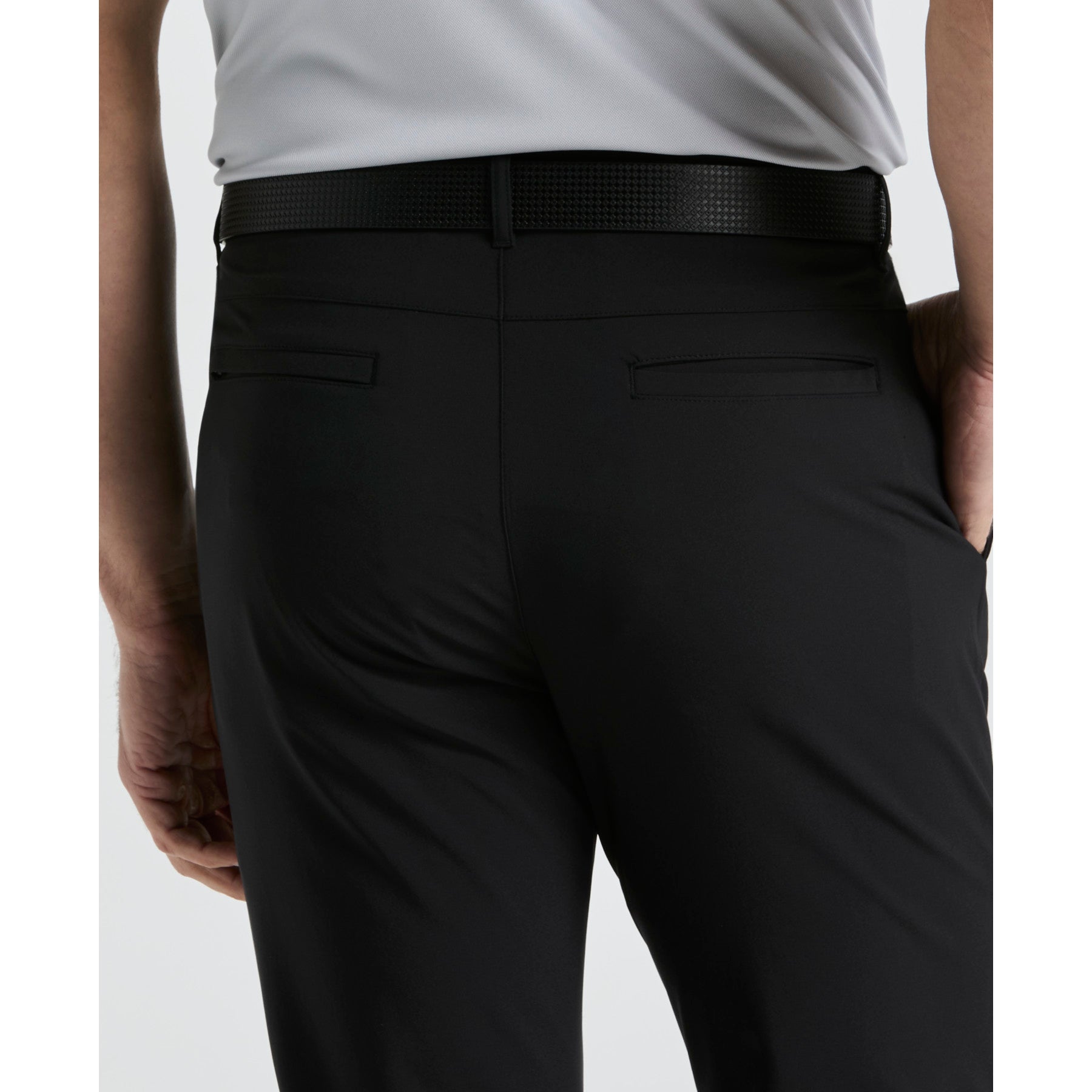 Original Penguin Flat Front Golf Jogger In Caviar(Flat Front Golf Jogger Black Ogbse076gg 001)