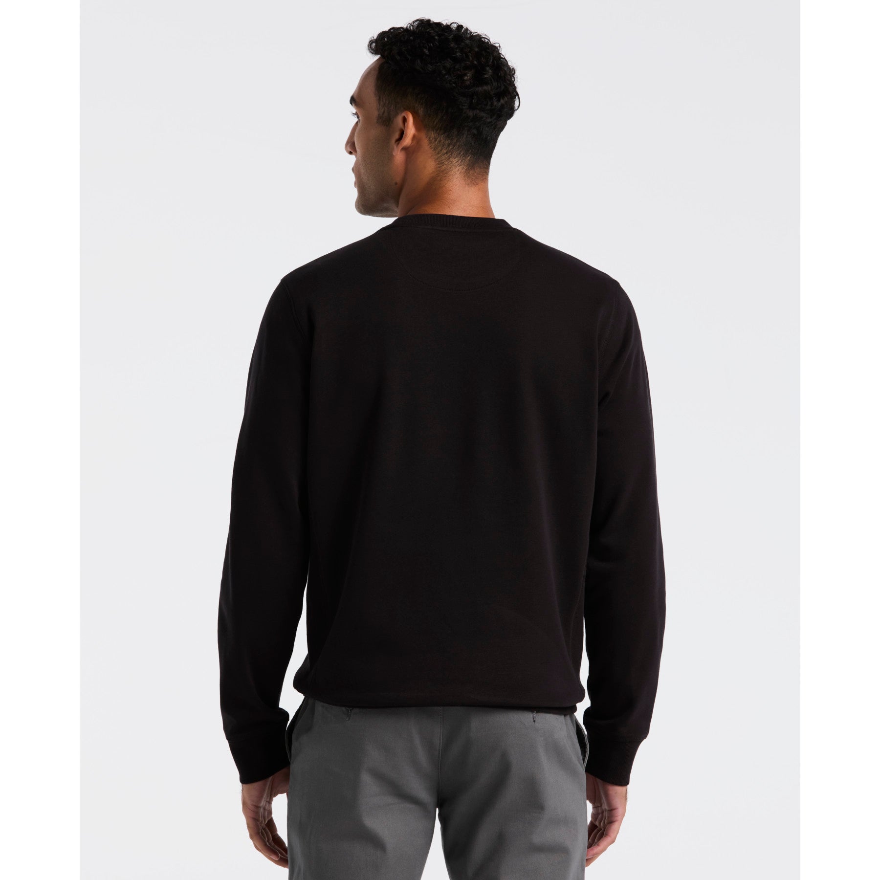 Original Penguin Sticker Pete Sweatshirt In True Black(Sticker Pete Sweatshirt Black Opkb0404gp 010)